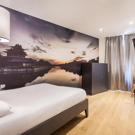 Jenner Hotel Parijs