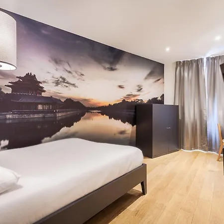Jenner Hotel Paris