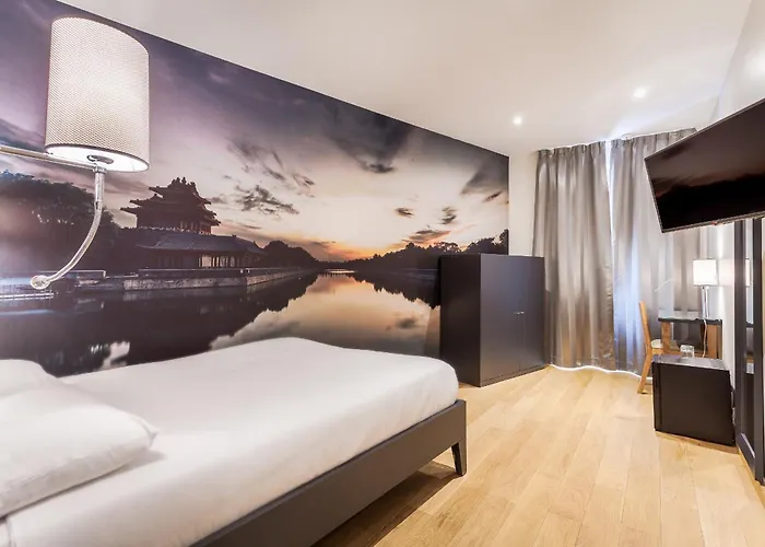 Jenner Hotel Paris