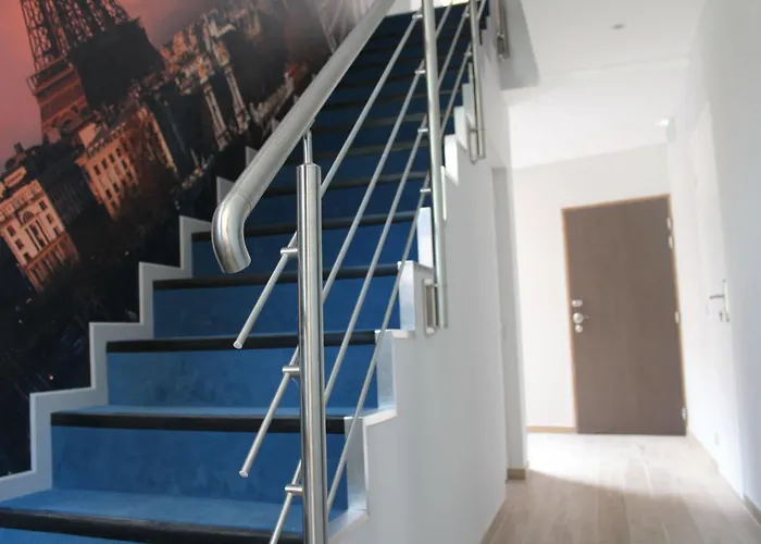 Jenner Hotel 3*